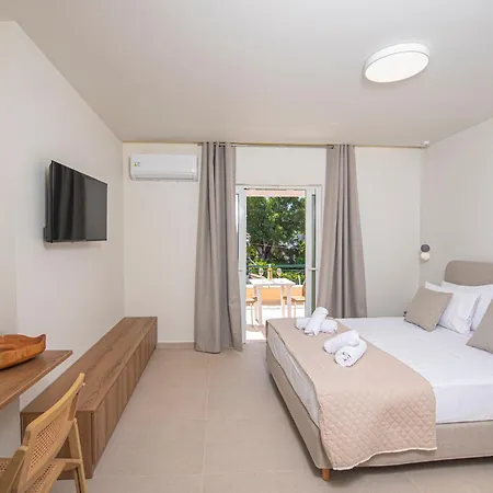 Ck Aparthotel Nydri (Lefkada)